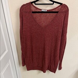 Old Navy Women's Heather Red Sheer Sweater - V Neck